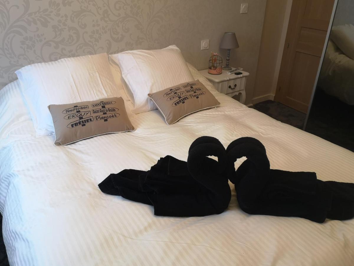 Appartement Chez Bernadette A 50M De La Plage Saint-Cast-le-Guildo Ngoại thất bức ảnh